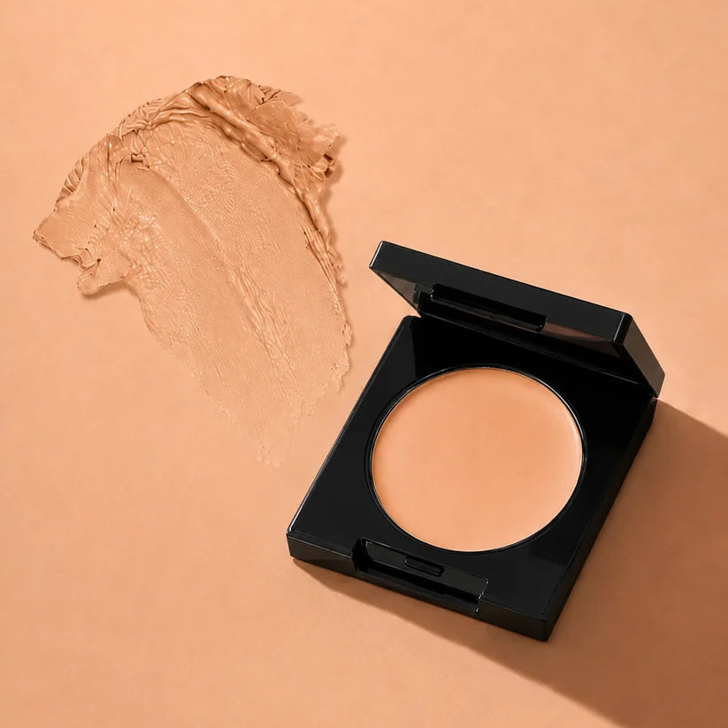 ✨AQA Radiant Glow Under Eye Corrector & Primer✨
